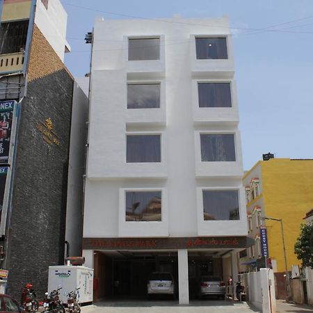 فندق The Kings Park Residency شيناي المظهر الخارجي الصورة