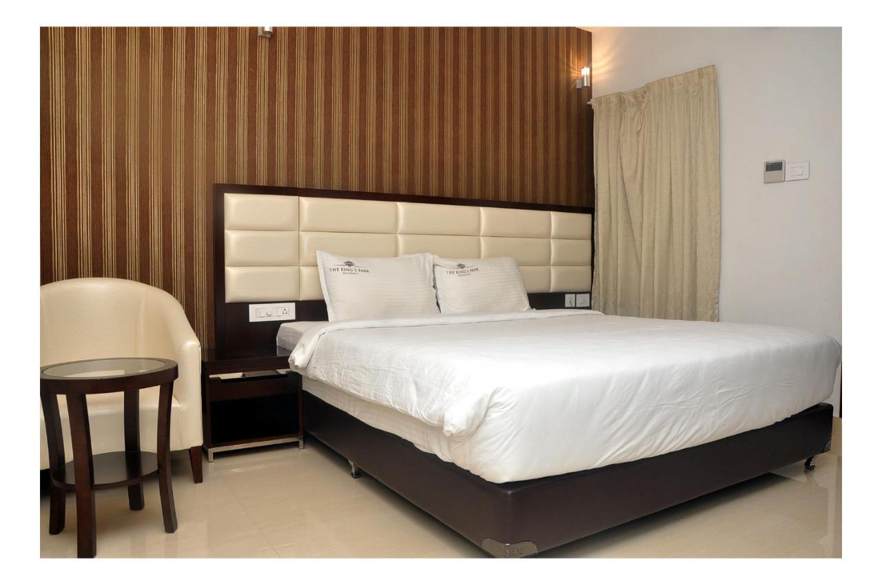 فندق The Kings Park Residency شيناي المظهر الخارجي الصورة