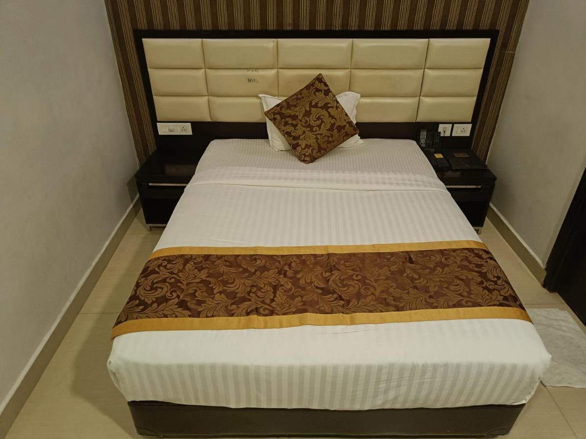 فندق The Kings Park Residency شيناي المظهر الخارجي الصورة