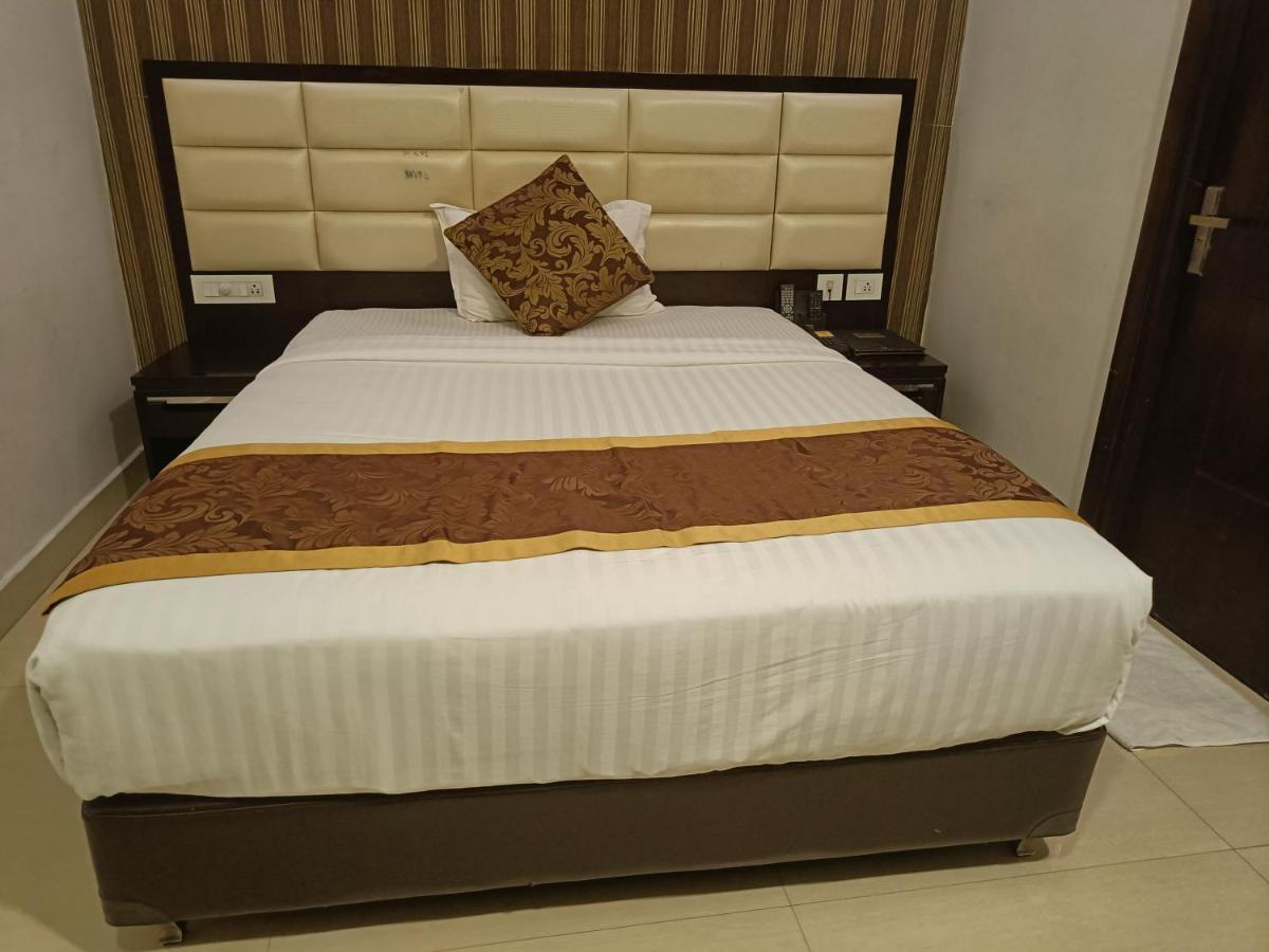 فندق The Kings Park Residency شيناي المظهر الخارجي الصورة