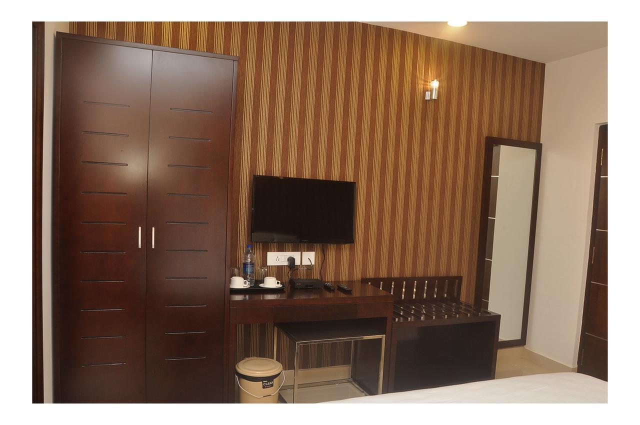 فندق The Kings Park Residency شيناي المظهر الخارجي الصورة